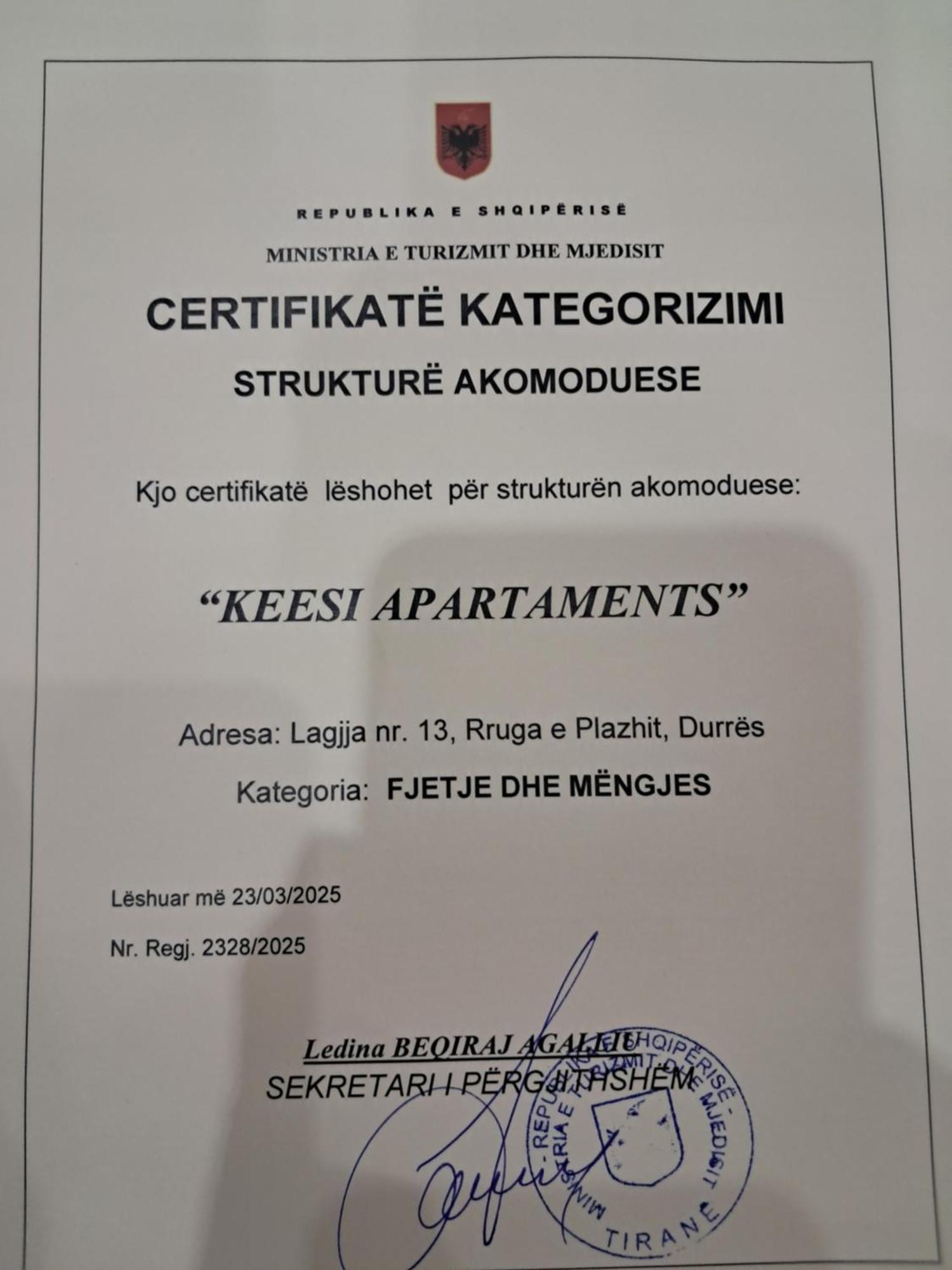 Keesi 1 *